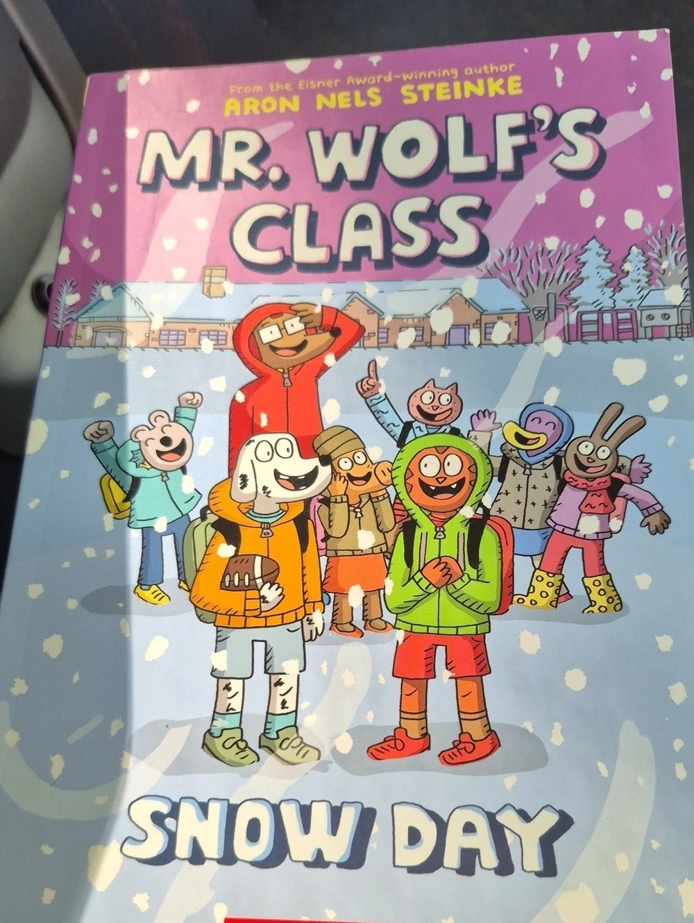 Graphix Mr. Wolf's Class #5: Snow Day Children's Picture Book